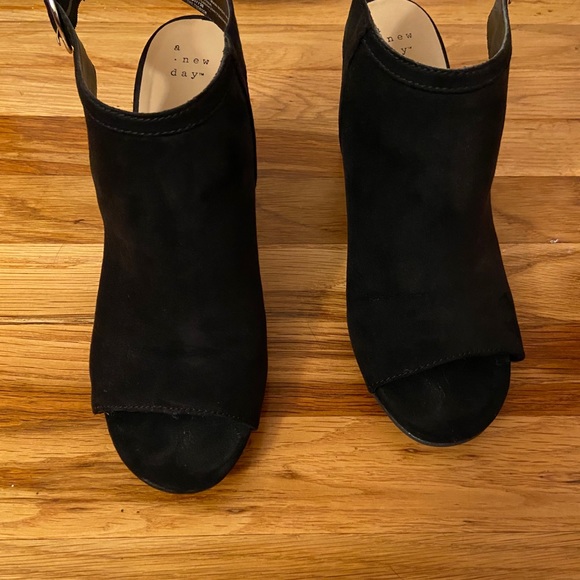 A New Day - Open Toe Heeled Pumps - 10 - Picture 8 of 12